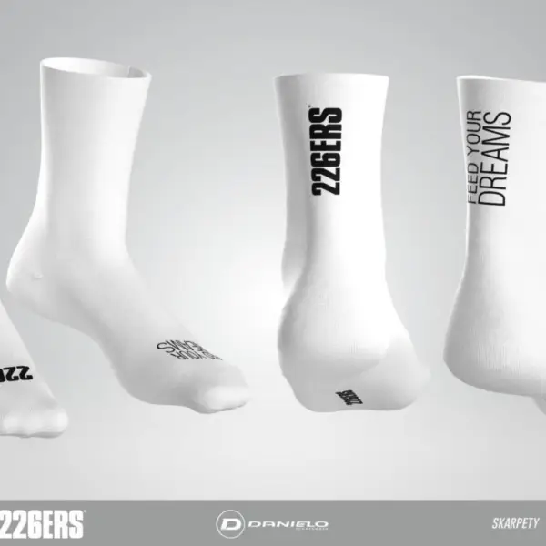 Biele ponožky s čiernym nápisom 226ers, veľkosť S/M